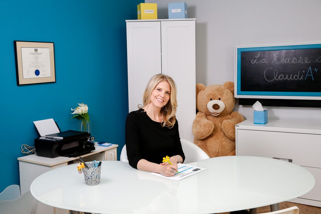 Claudia Raymond, orthopédagogue, à son bureau de Varennes