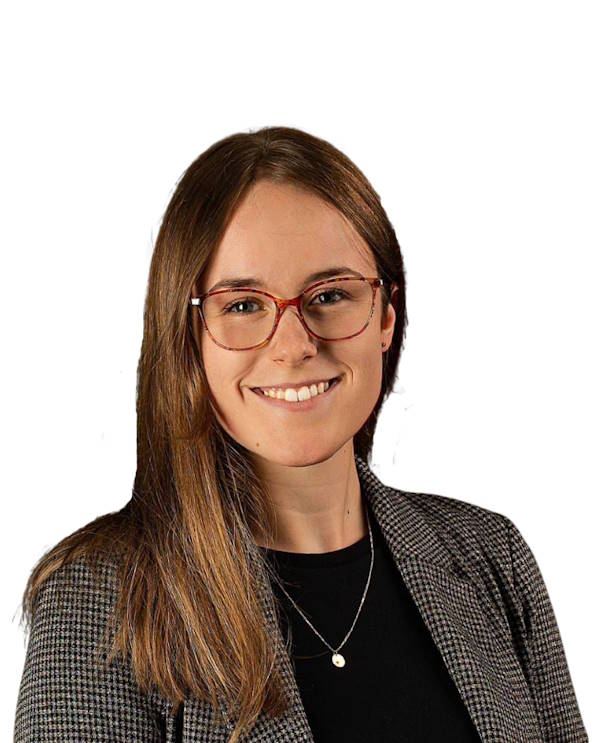 Portrait de Alexia Bergeron, orthopédagogue à La Classe de ClaudiA+, passionnée par la réussite scolaire des élèves du secondaire et du Cégep